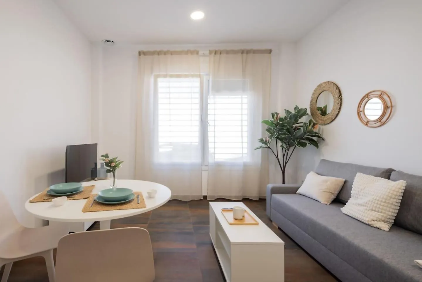 Antiguo Balneario Apartment Cadiz Spain