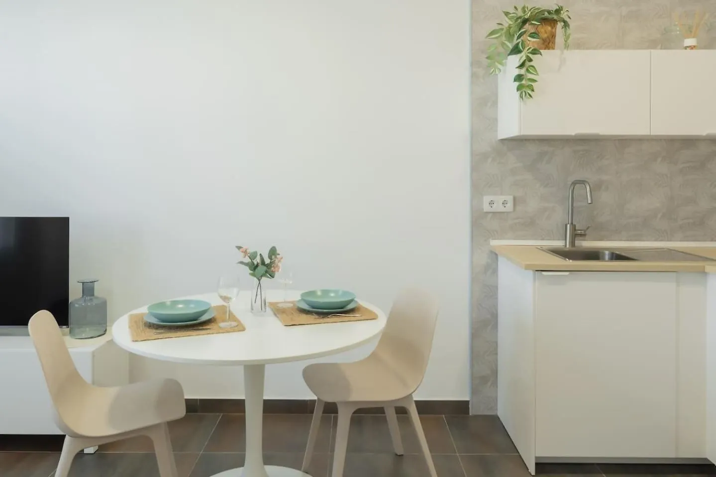 Antiguo Balneario Apartment Cadiz 0*,  Spain